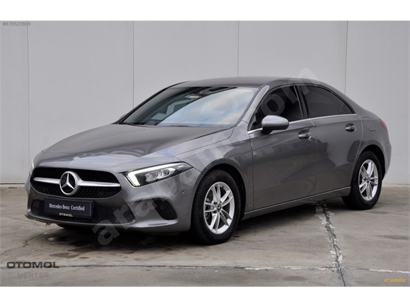 Galeriden Mercedes Benz A 180 D Style 2020 Model Istanbul 13 849 Km Fume 15946950 Arabam Com