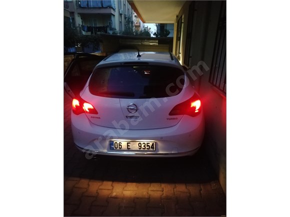 Sahibinden Opel Astra 1 4 T Cosmo 2014 Model Antalya 145 000 Km Beyaz 15948050 Arabam Com