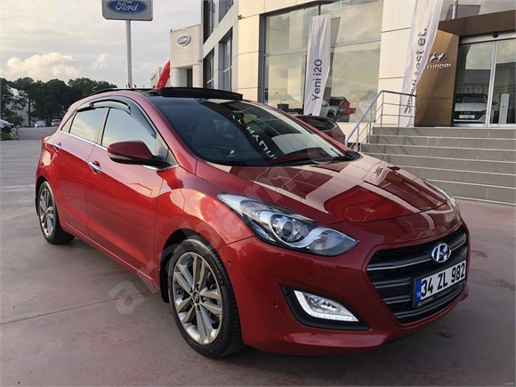 Sahibinden Hyundai I30 1 6 Crdi Elite 2015 Model Kocaeli 44 952 Km 15948949 Arabam Com