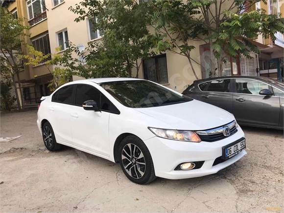 Sahibinden Honda Civic 1 6 I Vtec Eco Elegance 2013 Model Ankara 136 000 Km 15949389 Arabam Com