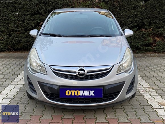 OTOMiX | 2012 Opel Corsa 1.4 TAM OTOMATİK. 81000KM, DERİ KOLTUK!