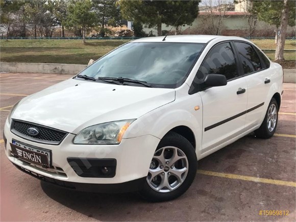 2006 MODEL FORD FOCUS 1.6 EMSALSİZ TEMİZLİKTE