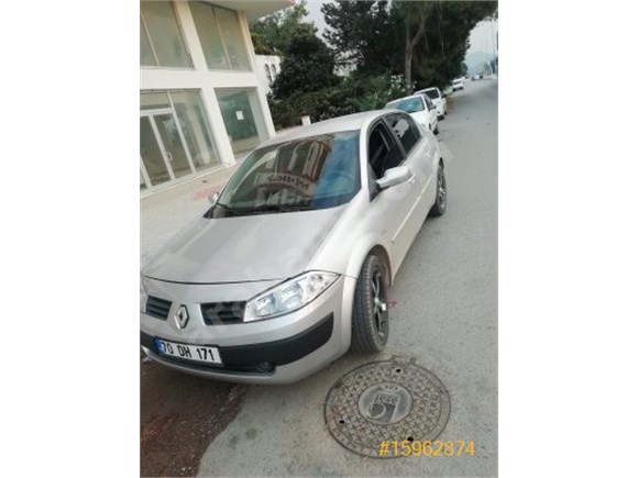 AŞİRET OTOMOTİVDEN 2009 megane 199000 km