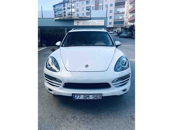 galeriden porsche cayenne diesel 2013 model mersin 100 400 km beyaz 16005687 arabam com