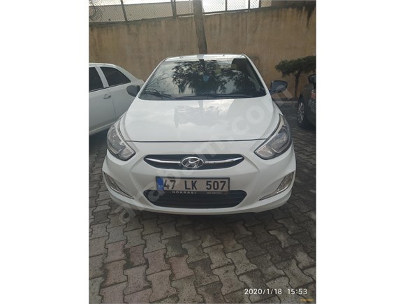 Sahibinden Hyundai Accent Blue 1.4 CVVT Mode Plus 2015 Model