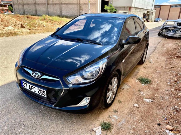 Sahibinden Hyundai Accent Blue 1.6 CRDI Mode Plus 2013 Model