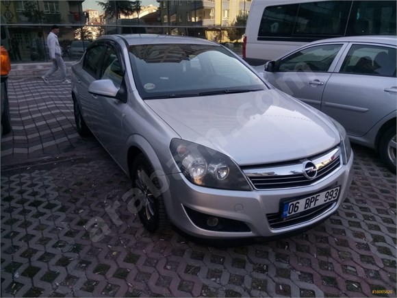 Sahibinden Opel Astra 1.6 Enjoy 111.Yıl 2011 Model