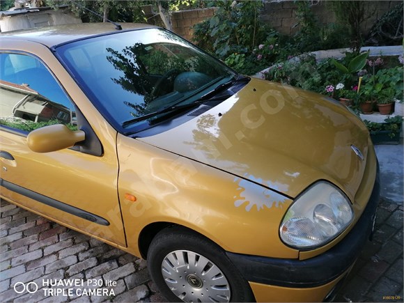 Sahibinden Renault Clio 1.4 RTA 1999 Model