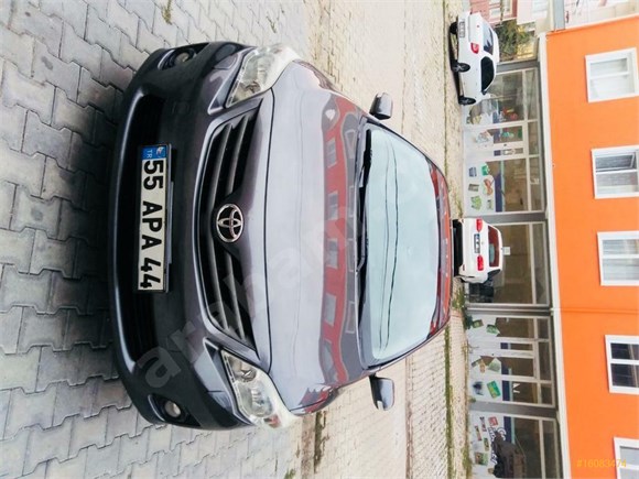 Masrafsız Tertemiz Sahibinden Toyota Corolla 1.33 Comfort 2011 Model