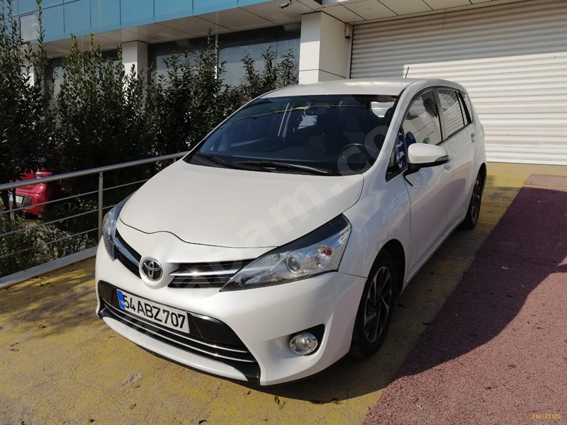 Sahibinden Toyota Corolla 1 4 D 4d Touch 2015 Model Sakarya 99 500 Km Beyaz 16176043 Arabam Com