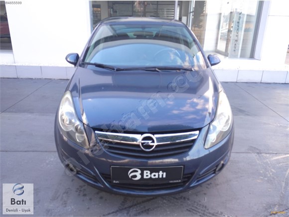 VW BAYİİ BATIDAN 2010 OPEL CORSA 1.2i OTOMATİK 67.000 KMDE