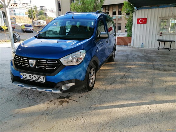 Galeriden Dacia Dokker 1 5 Dci Stepway 2017 Model Izmir 116 000 Km Mavi 16183117 Arabam Com