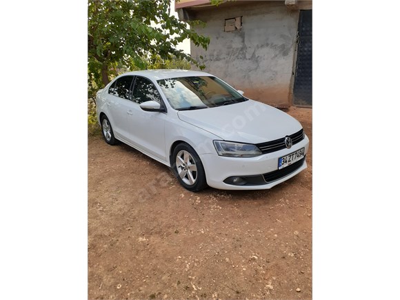 Sahibinden düşük km li Volkswagen Jetta 1.6 TDi Comfortline 2014 Model