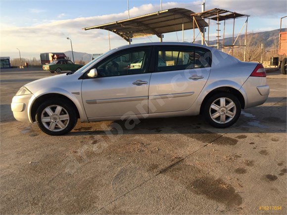 Sahibinden Renault Megane 1.6 Dynamique 2005 Model Çok Acil