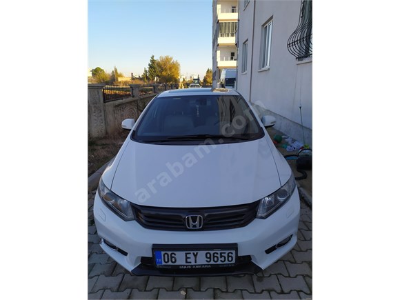 Sahibinden 40. yıl özel seri Honda Civic 1.6 i-VTEC ECO Elegance 2012 Model