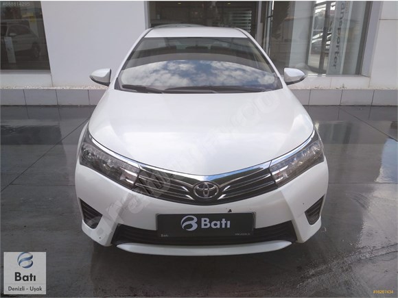 VW BAYİİ BATIDAN 2015 COROLLA 1.33 LIFE HATASIZ