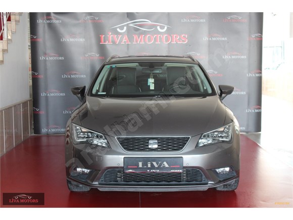 --LİVA MOTORS--HATASIZ SEAT LEON 1.6 TDI STYLE 110 BG CAM TAVAN