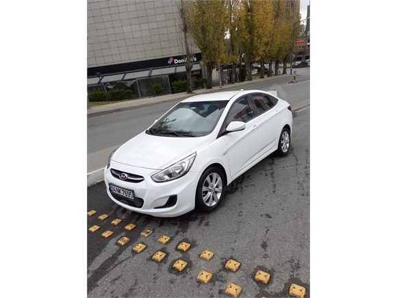 Sahibinden Hyundai Accent Blue 1.6 CRDI Mode 2015 Model