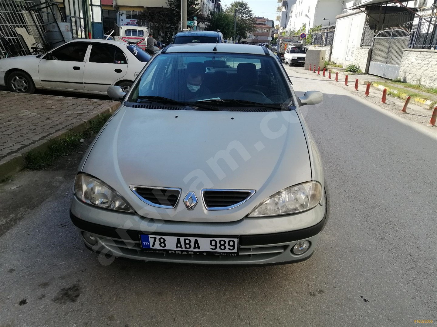 sahibinden renault megane 1 6 rte 2001 model karabuk 194 000 km gri gumus 16323055 arabam com