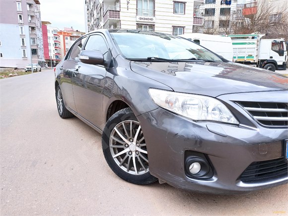 124.BİN KM Corolla 1.33 Comfort 2011 Model