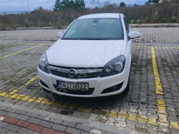 Sahibinden Opel Astra 1.4 Essentia 2011 Model