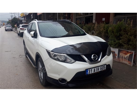 sahibinden nissan qashqai 1 5 dci platinum 2014 model hatay 146 000 km 16386591 arabam com