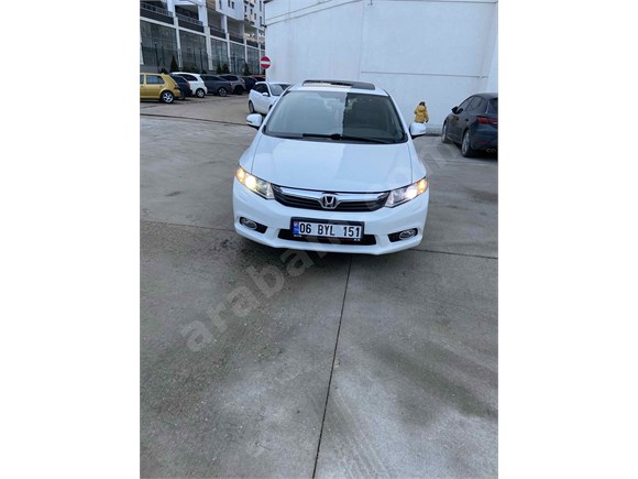 Öğretmenden Honda Civic 1.6 i-VTEC ECO Elegance 2013 Model