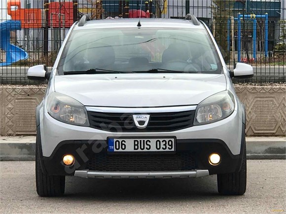 Sahibinden Dacia Sandero 1.5 dCi Stepway 2012 Model