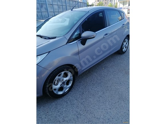 Sahibinden Ford Fiesta 1.4 Titanium 2011 Model