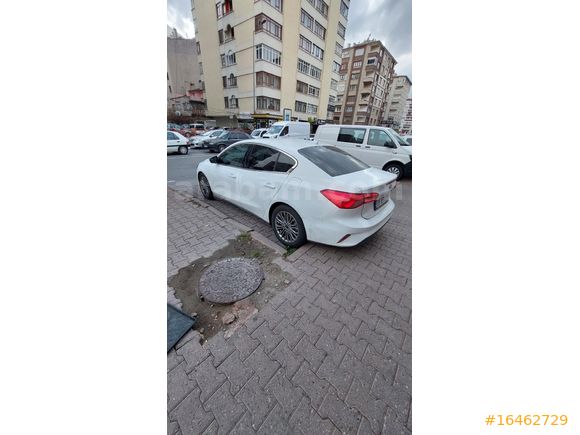 Rent-a-car'dan Ford Focus, Renault Megane 4 Kayseri