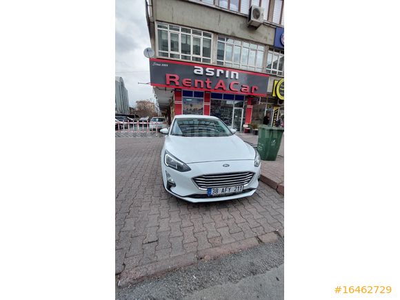Rent-a-car'dan Ford Focus, Renault Megane 4 Kayseri