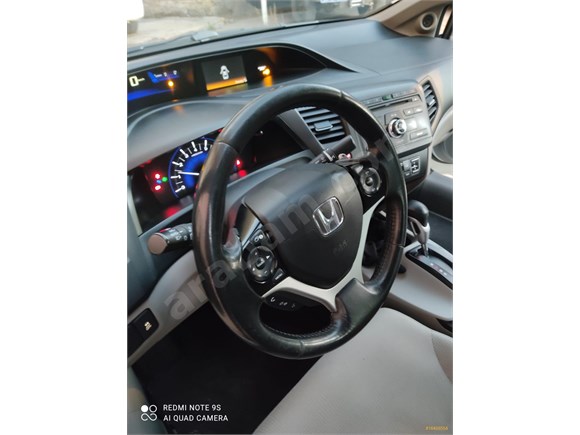 Sahibinden Honda Civic 1.6 i-VTEC Eco Premium 2015 Model