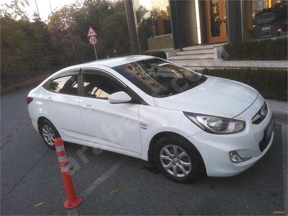 Sahibinden Hyundai Accent Blue 1.6 CRDI Mode 2011 Model