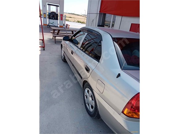 Sahibinden Hyundai Accent 1.5 CRDi Admire 2004 Model