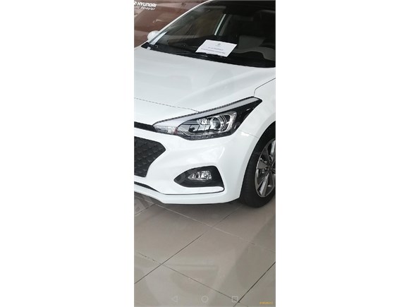 Sahibinden Hyundai i20 1.4 MPI Style 2019 Model Trabzon
