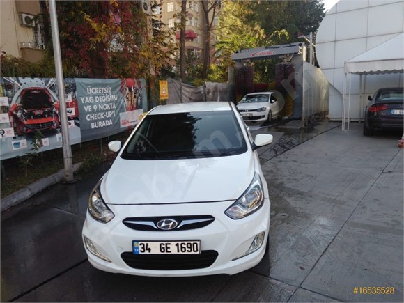 Sahibinden Hyundai Accent Blue 1.6 CRDI Mode Plus 2012 Model