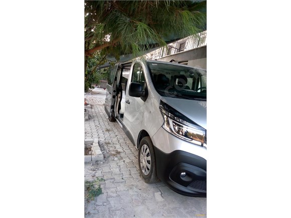 renault trafic 2.0 dci 2020