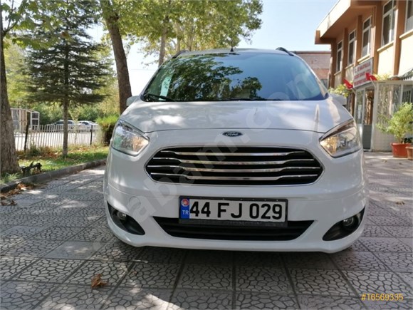 Sahibinden Ford Tourneo Courier 1 6 Tdci Titanium 2015 Model Malatya 70 000 Km Beyaz 16569335 Arabam Com