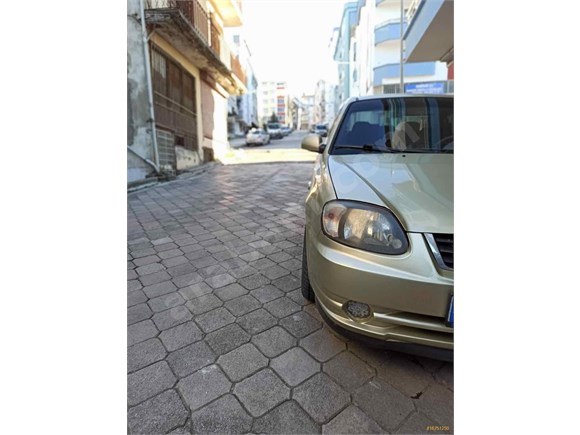 Sahibinden UZAKTAN ÇALIŞTIRMALI TRDE TEK Hyundai Accent 1.5 CRDi Admire 2004 Model