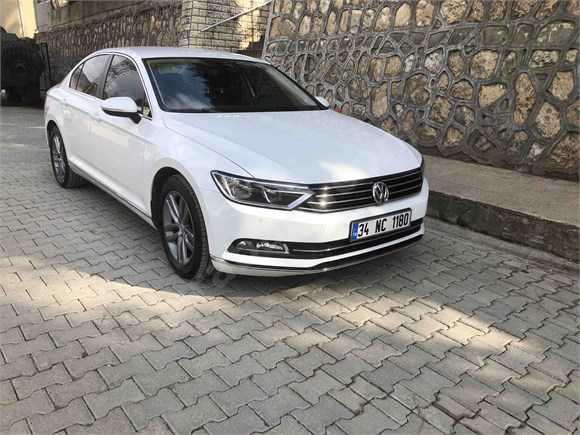 Sahibinden Volkswagen Passat 1.6 TDi BlueMotion Comfortline 2015 Model