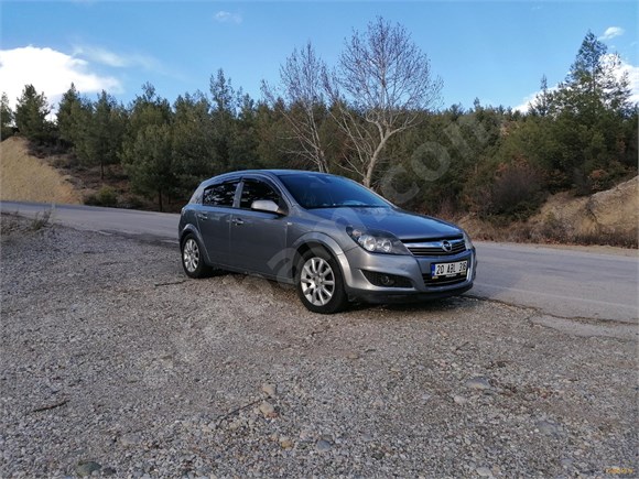 2011 model opel astra 132binde orjnel kmsidir