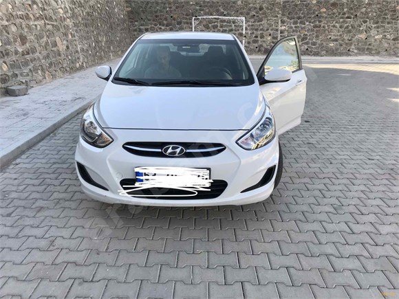 Sahibinden Hyundai Accent Blue 1.4 D-CVVT Mode Plus 2017 Model