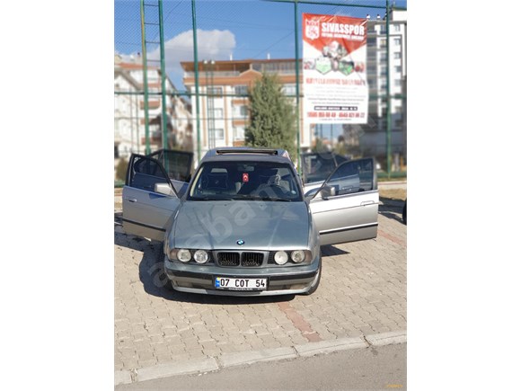Sahibinden BMW 5 Serisi 520i Standart 1989 Model