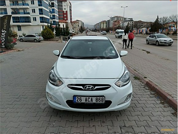 Sahibinden Hyundai Accent Blue 1.4 D-CVVT Mode Plus 2014 Model