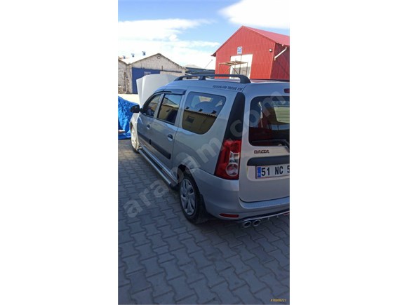 Galeriden Dacia Logan 1.6 MCV Black Line 2011 Model Niğde