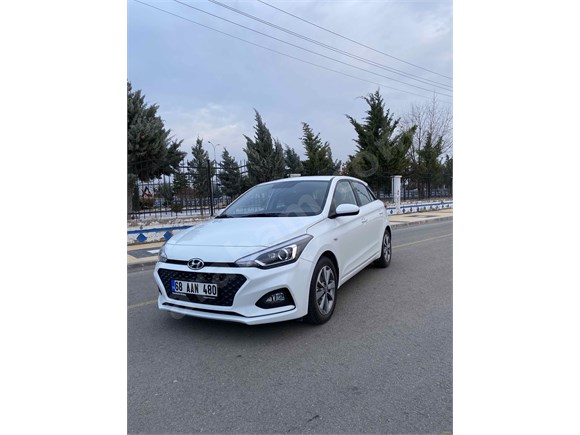 Sahibinden Hyundai i20 1.2 MPI Style 2018 Model