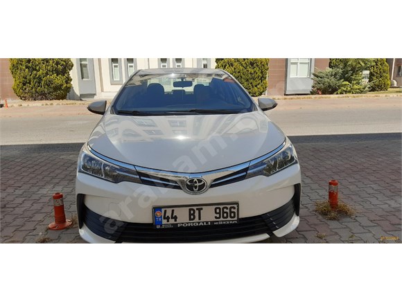 sahibinden toyota corolla 1 33 life 2016 model kayseri 35 000 km beyaz 17033989 arabam com