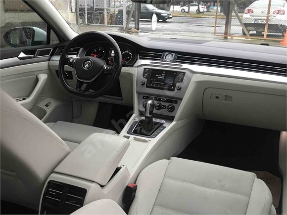 Sahibinden Volkswagen Passat 1.6 TDi BlueMotion Comfortline 2015 Model