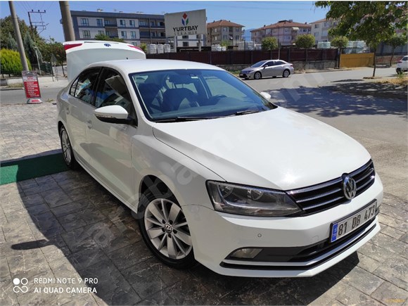 Sahibinden Volkswagen Jetta 1.6 TDi Comfortline 2014 Model 2015 kasa fiyat düştü