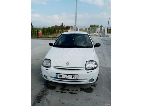 Sahibinden Renault Clio 1.4 Dynamique 2002 Model